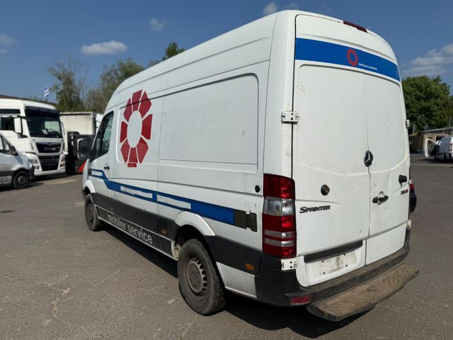Mercedes-Benz Sprinter II Kasten 313 CDI MOTORSCHADEN !!! - Furgon: obrázek 5 Mercedes-Benz Sprinter II Kasten 313 CDI MOTORSCHADEN !!! - Furgon: obrázek 5