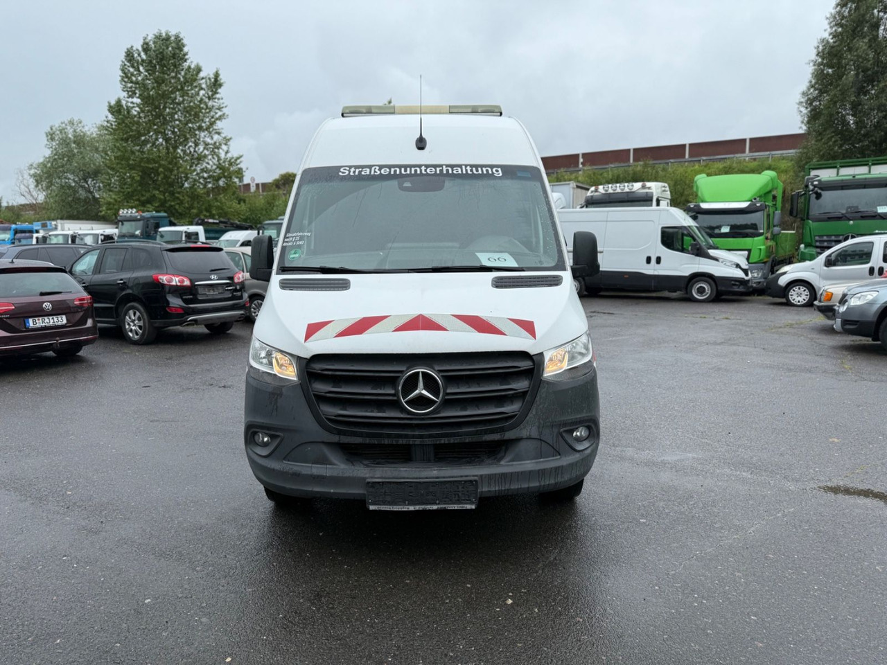 Mercedes-Benz Sprinter Kasten 516 CDI RWD - Furgon: obrázek 1 Mercedes-Benz Sprinter Kasten 516 CDI RWD - Furgon: obrázek 1