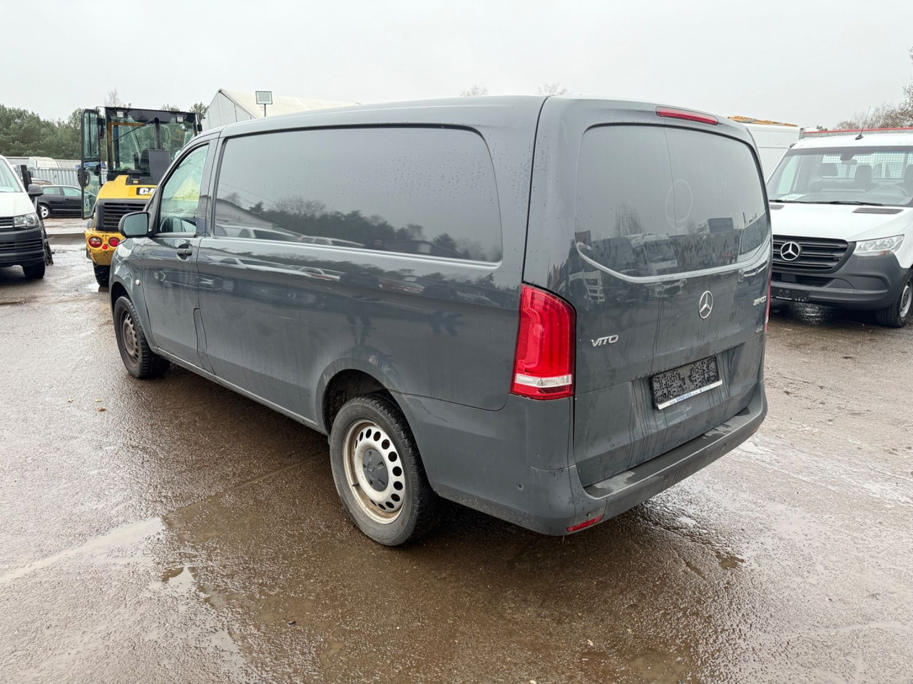 Mercedes-Benz Vito Kasten 119 CDI/BT 4x4 lang MOTORSCHADEN - Mikrobus: obrázek 4 Mercedes-Benz Vito Kasten 119 CDI/BT 4x4 lang MOTORSCHADEN - Mikrobus: obrázek 4
