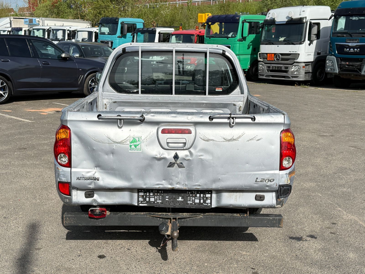 Mitsubishi L200 Inform Doppelkabine 2WD - SUV: obrázek 5 Mitsubishi L200 Inform Doppelkabine 2WD - SUV: obrázek 5