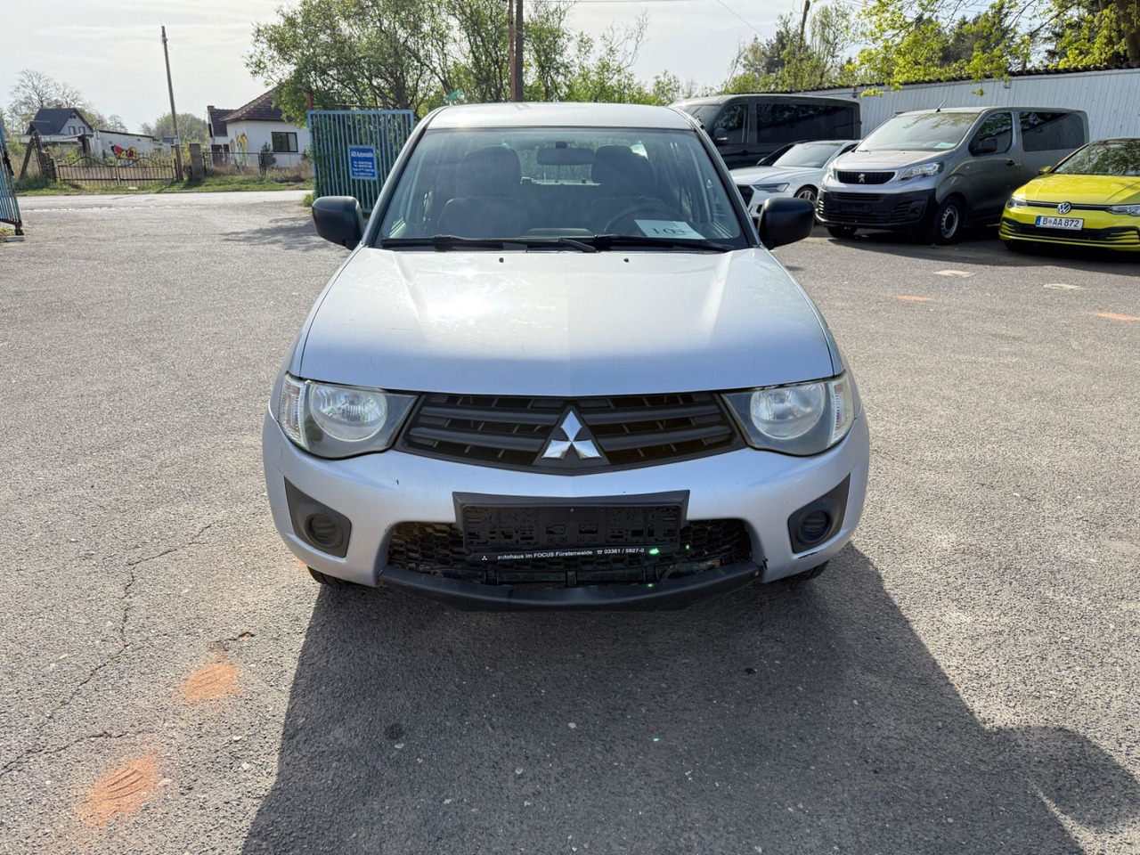 Mitsubishi L200 Inform Doppelkabine 2WD - SUV: obrázek 1 Mitsubishi L200 Inform Doppelkabine 2WD - SUV: obrázek 1