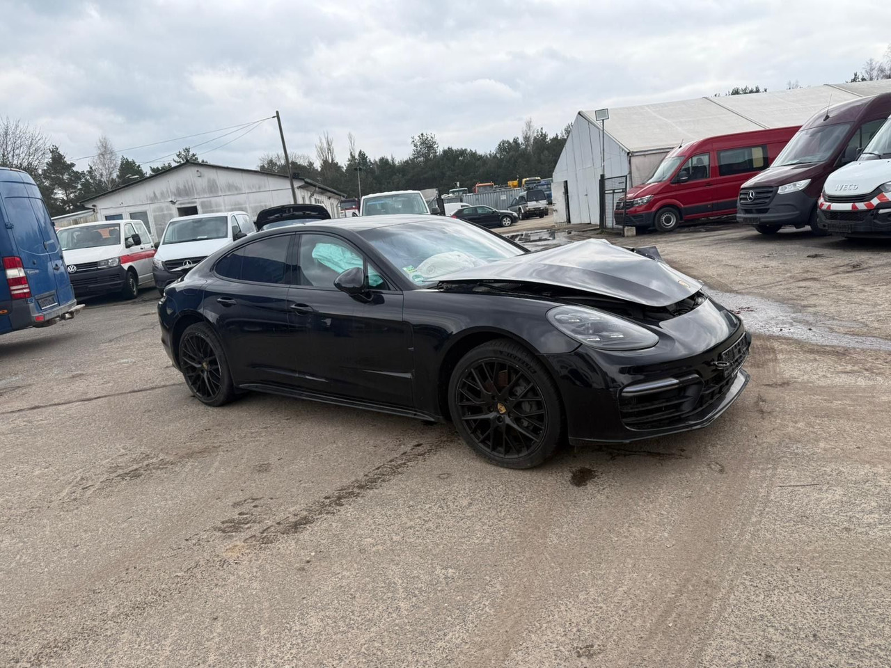 Porsche Panamera 4 S Diesel UNFALL!! - Osobní auto: obrázek 1 Porsche Panamera 4 S Diesel UNFALL!! - Osobní auto: obrázek 1