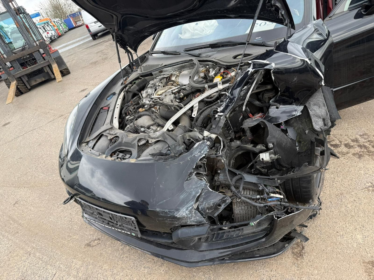 Porsche Panamera 4 S Diesel UNFALL!! - Osobní auto: obrázek 5 Porsche Panamera 4 S Diesel UNFALL!! - Osobní auto: obrázek 5