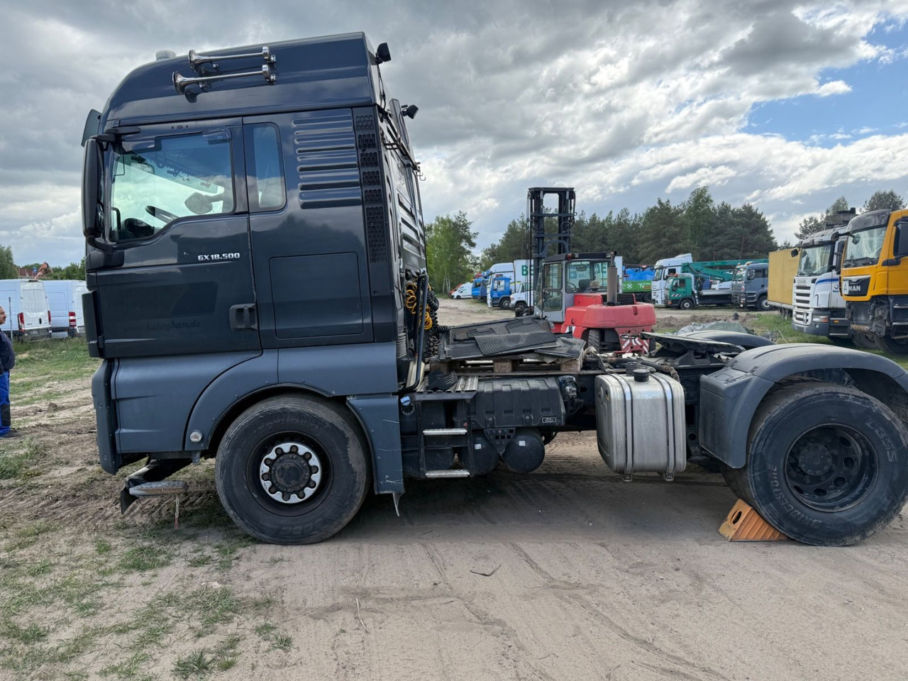 MAN TGX 18.500 Hydrodrive Kipphydraulik Motorschaden - Tahač: obrázek 4 MAN TGX 18.500 Hydrodrive Kipphydraulik Motorschaden - Tahač: obrázek 4