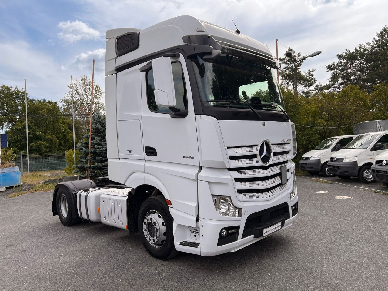 Mercedes-Benz Actros 1845 - Tahač: obrázek 2 Mercedes-Benz Actros 1845 - Tahač: obrázek 2