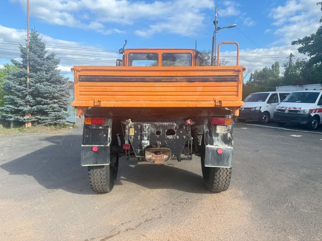 Unimog 2100 4x4 - Nákladní automobil valníkový/ Plošinový: obrázek 4 Unimog 2100 4x4 - Nákladní automobil valníkový/ Plošinový: obrázek 4