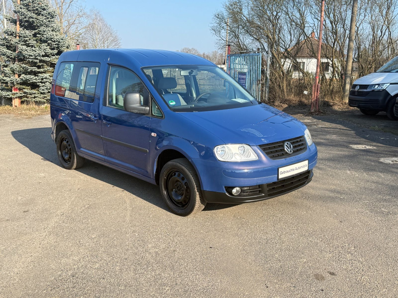 Volkswagen Caddy Life - Mikrobus: obrázek 2 Volkswagen Caddy Life - Mikrobus: obrázek 2