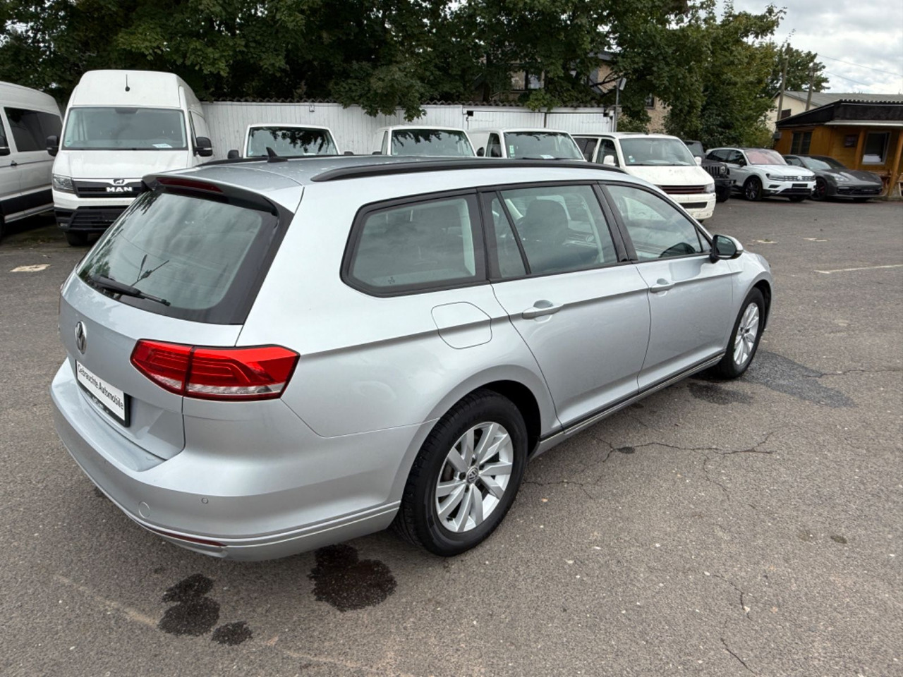 Volkswagen Passat Variant Trendline BMT/Start-Stopp - Sedan: obrázek 4 Volkswagen Passat Variant Trendline BMT/Start-Stopp - Sedan: obrázek 4