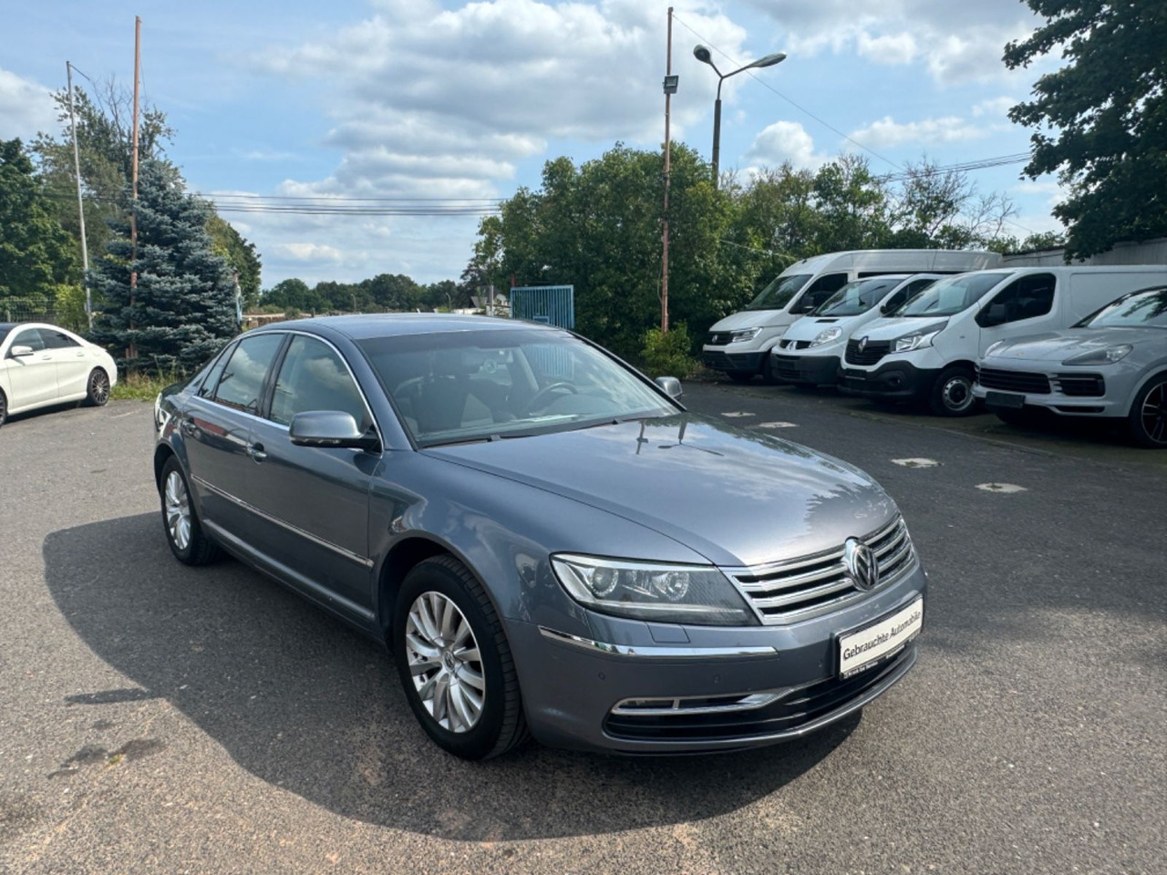 Volkswagen Phaeton V6 TDI 5-Sitzer 4Motion 3.0 TDI - Sedan: obrázek 2 Volkswagen Phaeton V6 TDI 5-Sitzer 4Motion 3.0 TDI - Sedan: obrázek 2