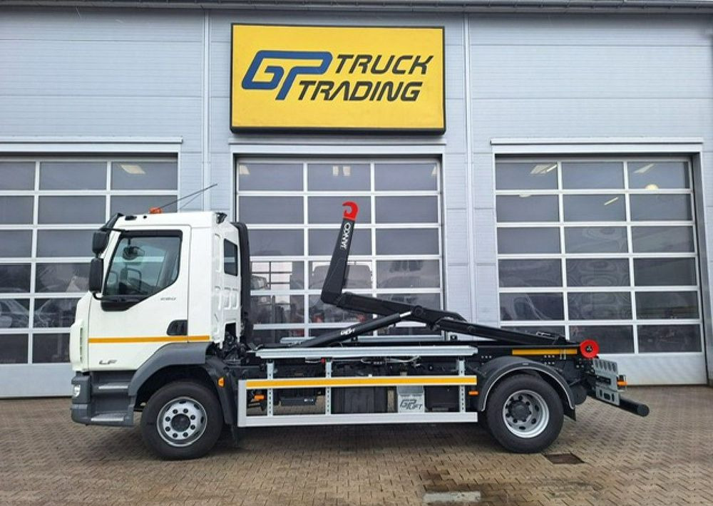 DAF LF 55 260 - Vůz na odvoz odpadků: obrázek 4 DAF LF 55 260 - Vůz na odvoz odpadků: obrázek 4