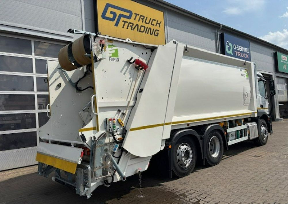 Mercedes-Benz Actros - Vůz na odvoz odpadků: obrázek 5 Mercedes-Benz Actros - Vůz na odvoz odpadků: obrázek 5