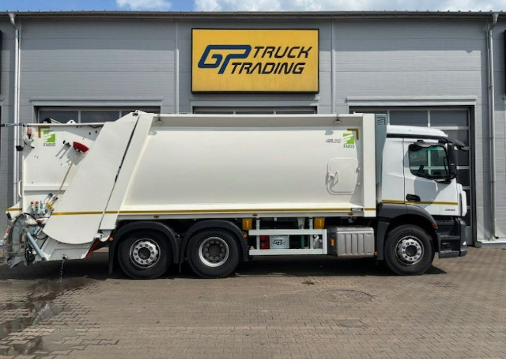 Mercedes-Benz Actros - Vůz na odvoz odpadků: obrázek 4 Mercedes-Benz Actros - Vůz na odvoz odpadků: obrázek 4