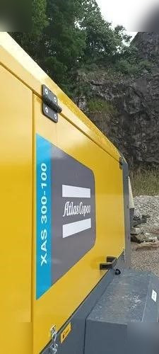 ATLAS COPCO 300 CFM - Mobilní kompresor: obrázek 2 ATLAS COPCO 300 CFM - Mobilní kompresor: obrázek 2