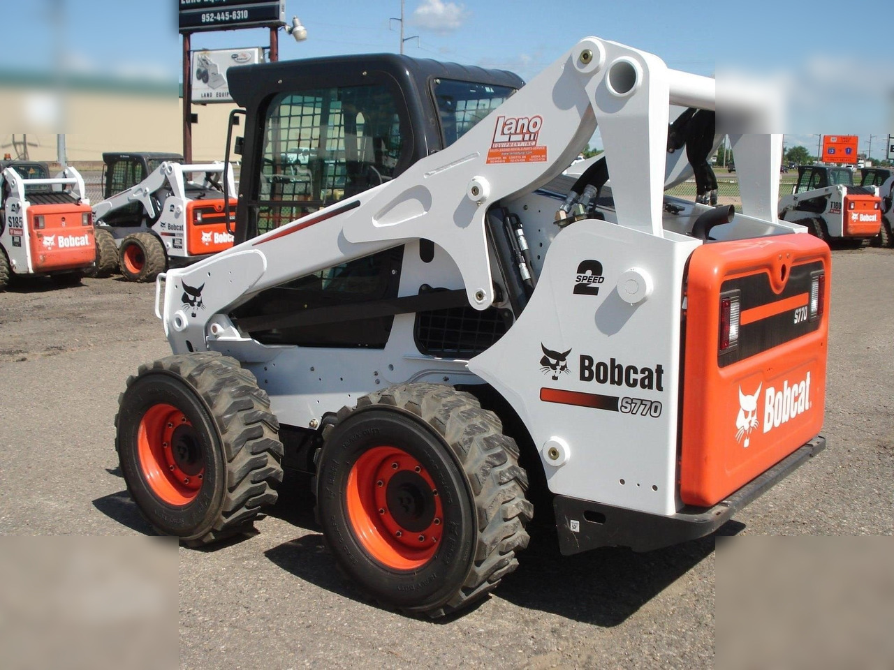 BOBCAT S770 - Smykový nakladač: obrázek 4 BOBCAT S770 - Smykový nakladač: obrázek 4