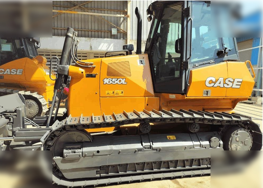 CASE 1650L - Buldozer: obrázek 4 CASE 1650L - Buldozer: obrázek 4