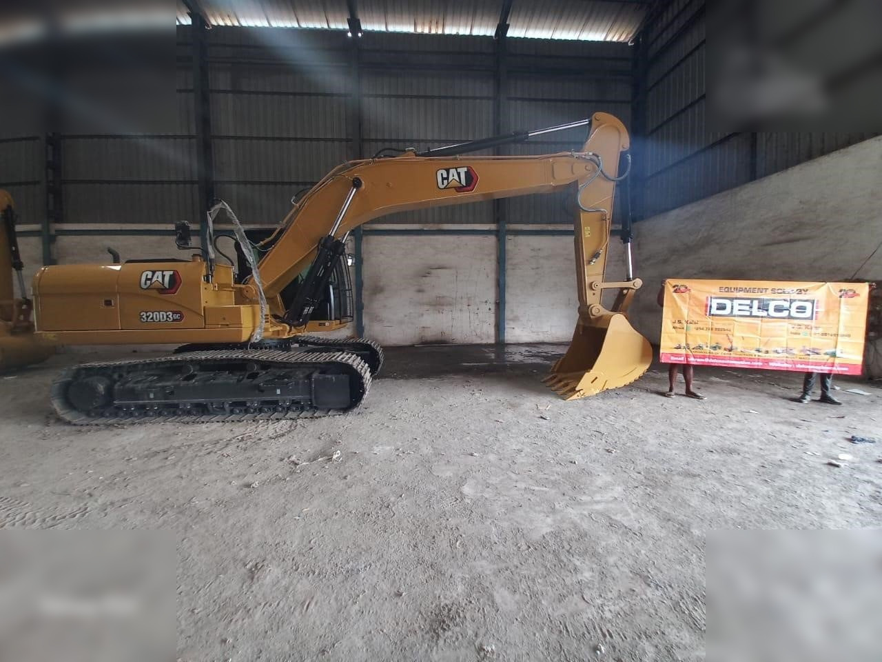 Nový Pásové rýpadlo CATERPILLAR 320D3GC: obrázek 6