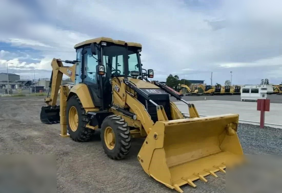 CATERPILLAR 424 - Rýpadlo-nakladač: obrázek 2 CATERPILLAR 424 - Rýpadlo-nakladač: obrázek 2