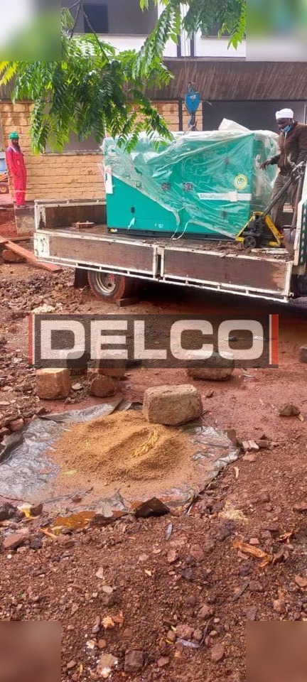 CUMMINS 750 KVA - Elektrický generátor: obrázek 4 CUMMINS 750 KVA - Elektrický generátor: obrázek 4