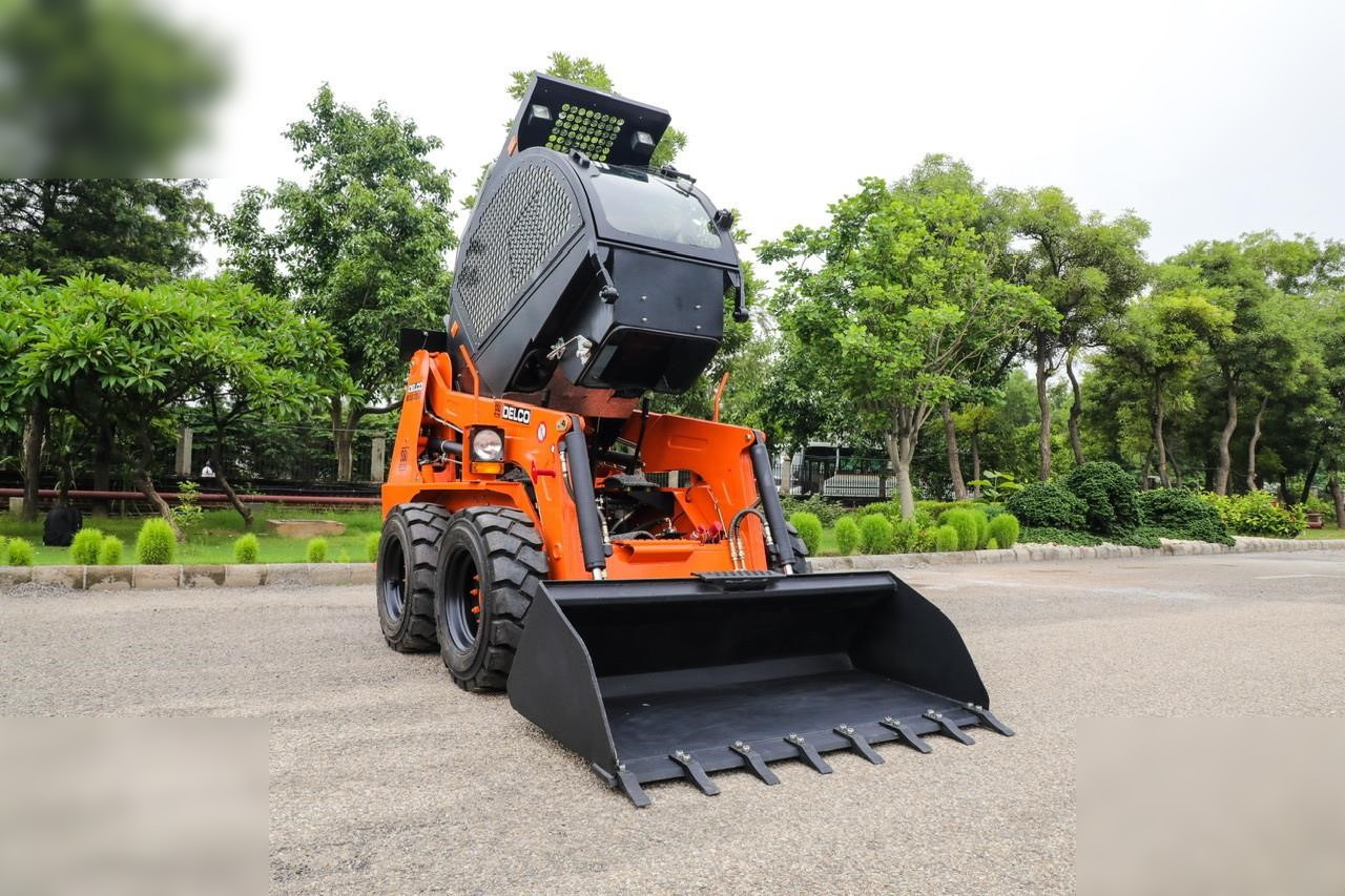 DELCO SSL175 - Smykový nakladač: obrázek 3 DELCO SSL175 - Smykový nakladač: obrázek 3