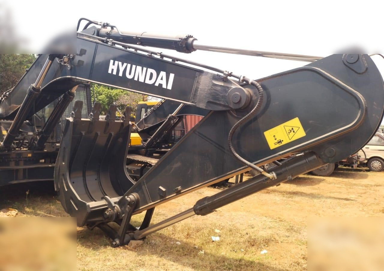 Nový Pásové rýpadlo HYUNDAI HX380L: obrázek 7