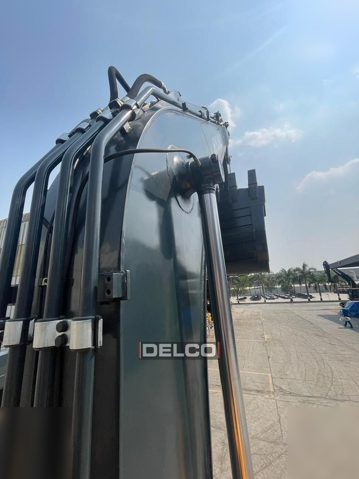 HYUNDAI ROBEX 215L SMART - Pásové rýpadlo: obrázek 5 HYUNDAI ROBEX 215L SMART - Pásové rýpadlo: obrázek 5