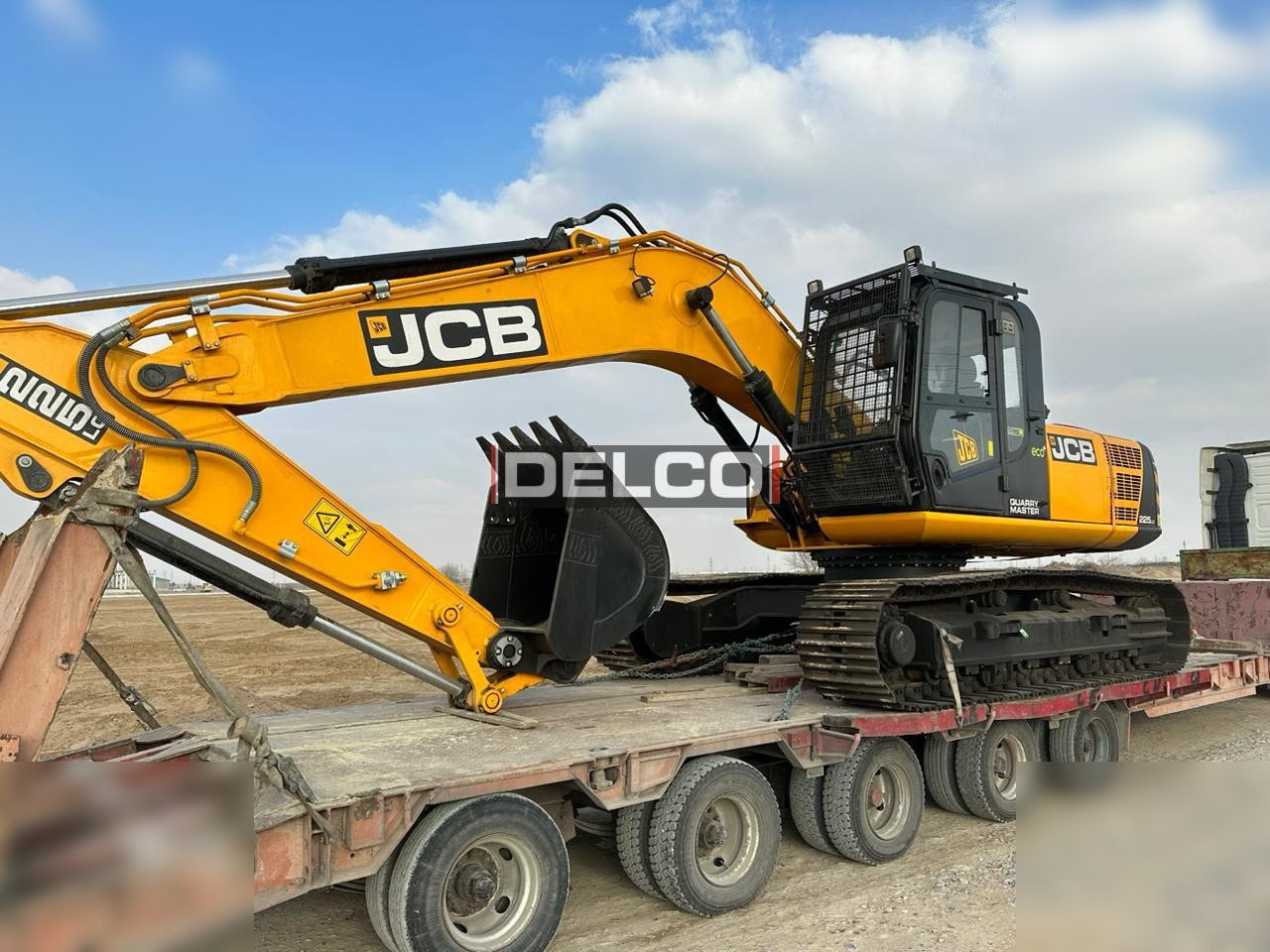 JCB 225 LC - Pásové rýpadlo: obrázek 1 JCB 225 LC - Pásové rýpadlo: obrázek 1