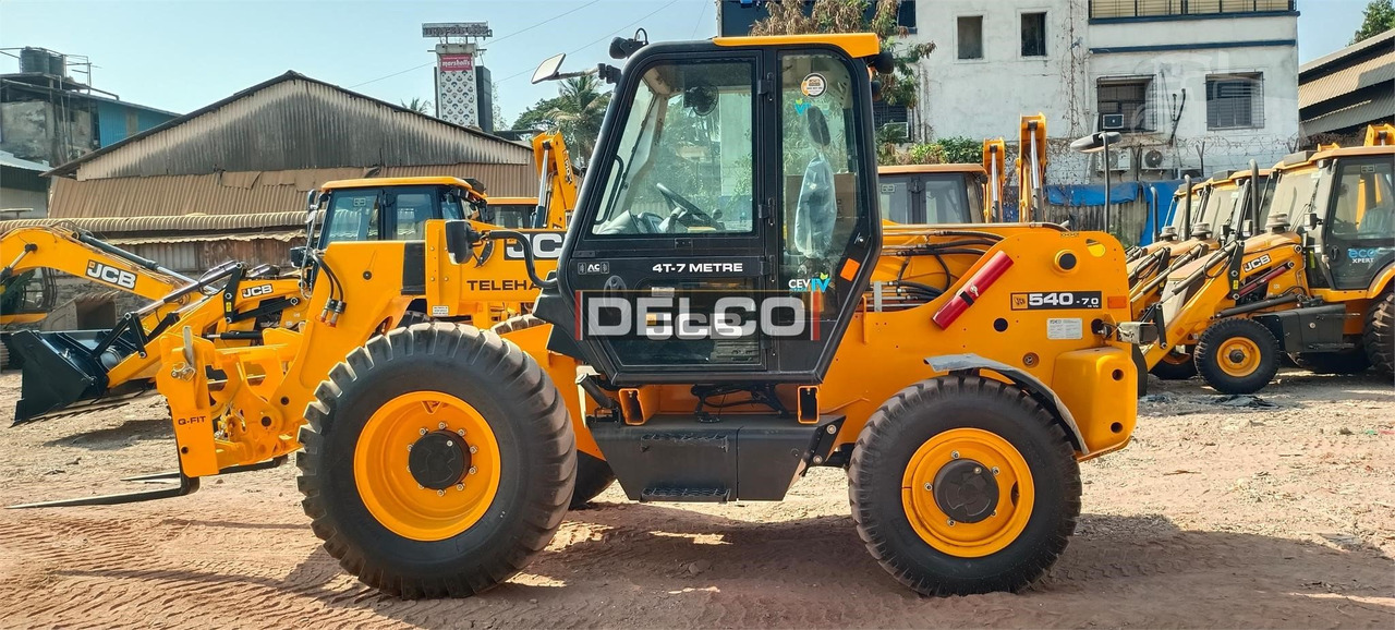 JCB 540-70 - Teleskopický manipulátor: obrázek 2 JCB 540-70 - Teleskopický manipulátor: obrázek 2
