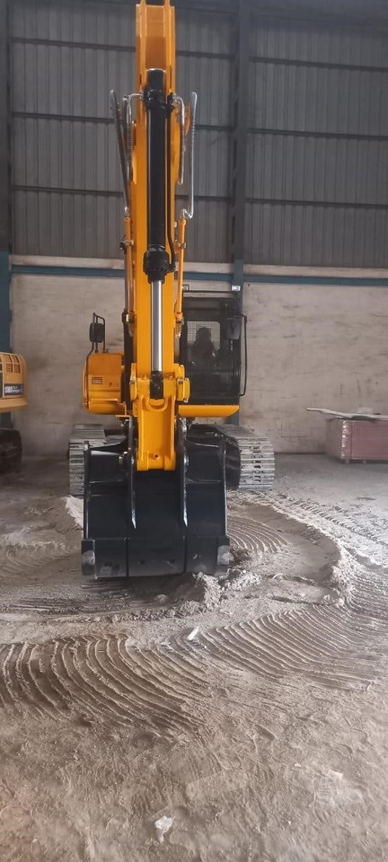 Nový Pásové rýpadlo JCB JS210 LC: obrázek 9