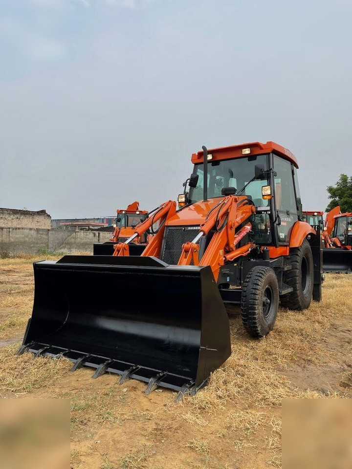 TATA HITACHI SHINRAI PRIME - Rýpadlo-nakladač: obrázek 2 TATA HITACHI SHINRAI PRIME - Rýpadlo-nakladač: obrázek 2