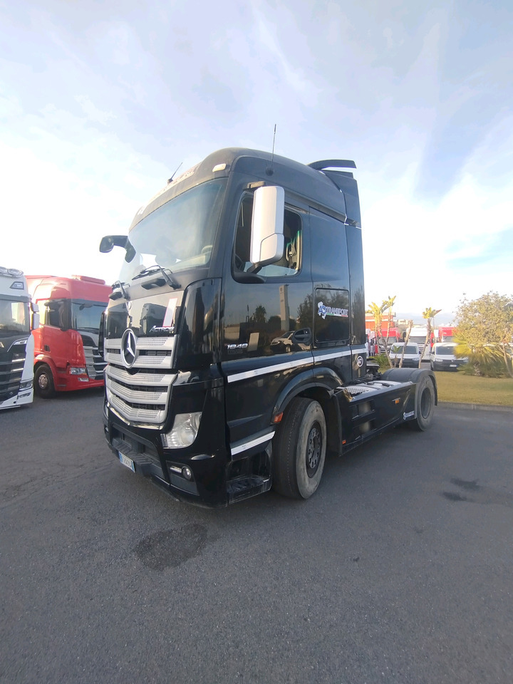 Mercedes Actros 1848 - Tahač: obrázek 2 Mercedes Actros 1848 - Tahač: obrázek 2