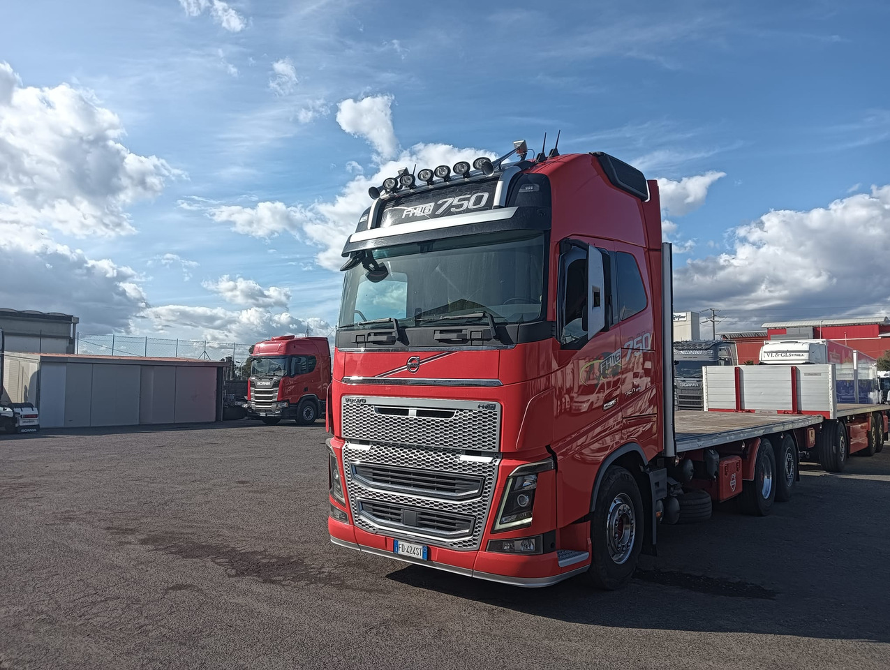 VOLVO FH16 750 - Nákladní automobil valníkový/ Plošinový: obrázek 2 VOLVO FH16 750 - Nákladní automobil valníkový/ Plošinový: obrázek 2
