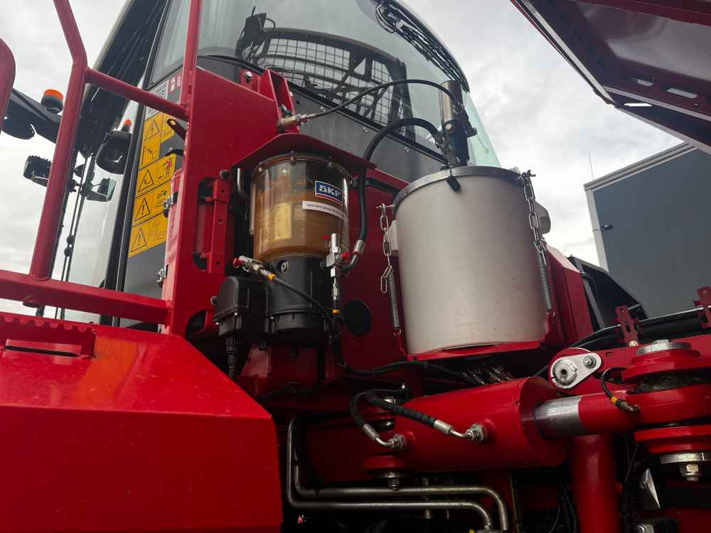 Grimme REXOR 6300 Platinum - Sklízeč cukrové řepy: obrázek 2 Grimme REXOR 6300 Platinum - Sklízeč cukrové řepy: obrázek 2
