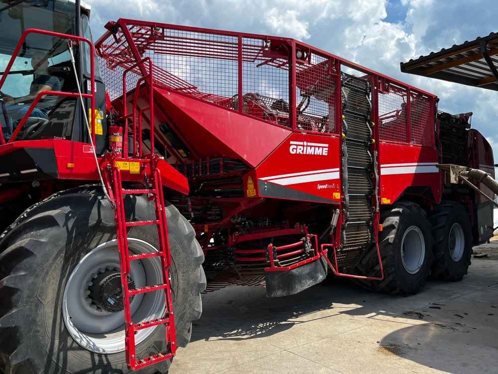 Grimme REXOR 6300 Platinum - Sklízeč cukrové řepy: obrázek 3 Grimme REXOR 6300 Platinum - Sklízeč cukrové řepy: obrázek 3