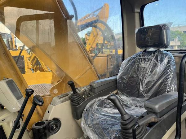 CAT 320CL - Pásové rýpadlo: obrázek 2 CAT 320CL - Pásové rýpadlo: obrázek 2