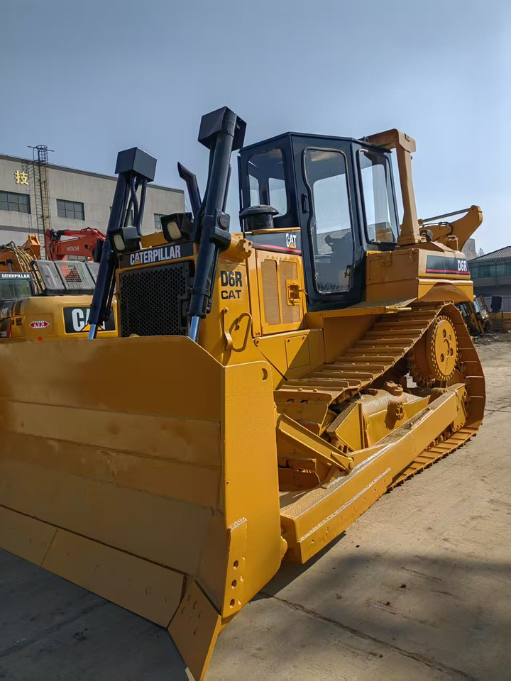 CAT D6R - Buldozer: obrázek 5 CAT D6R - Buldozer: obrázek 5
