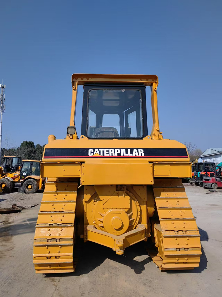 CAT D6R - Buldozer: obrázek 2 CAT D6R - Buldozer: obrázek 2