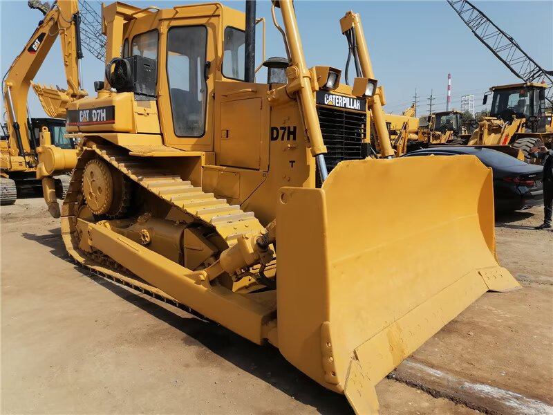 CAT D7H - Buldozer: obrázek 5 CAT D7H - Buldozer: obrázek 5