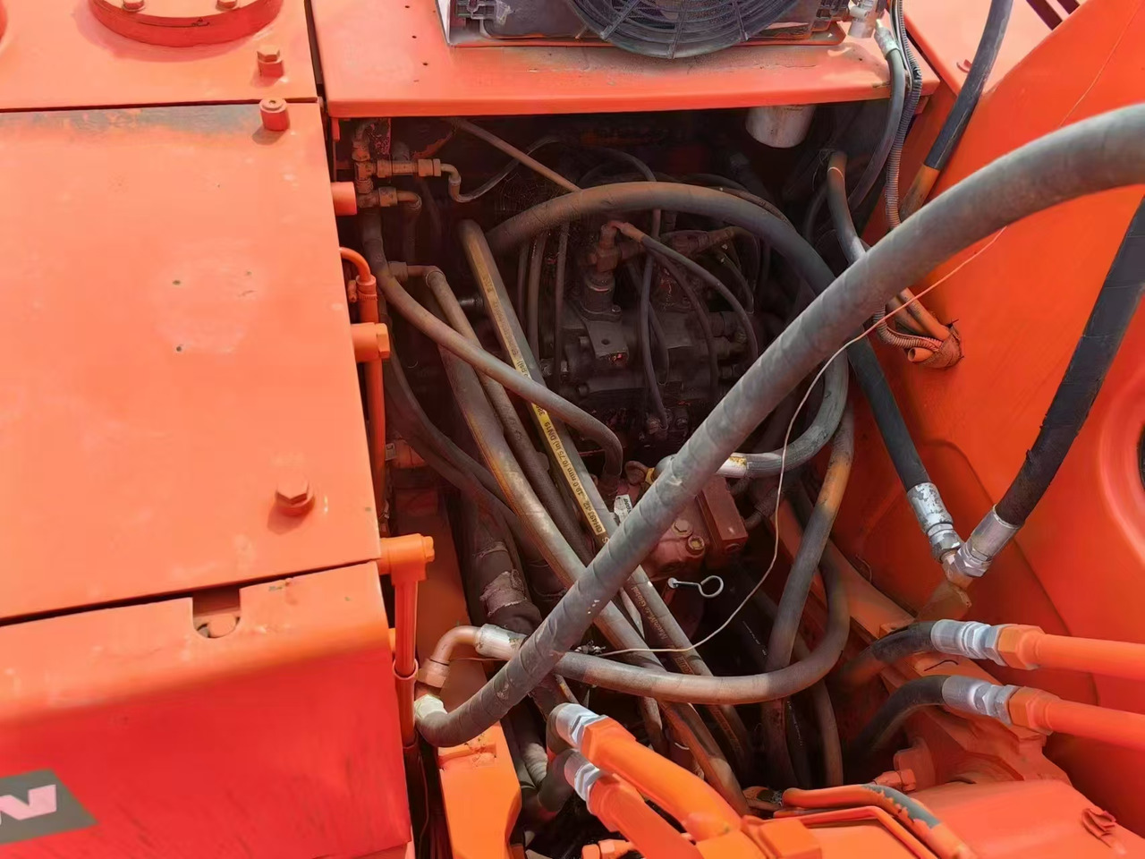 Doosan DX150 - Kolesové rýpadlo: obrázek 4 Doosan DX150 - Kolesové rýpadlo: obrázek 4