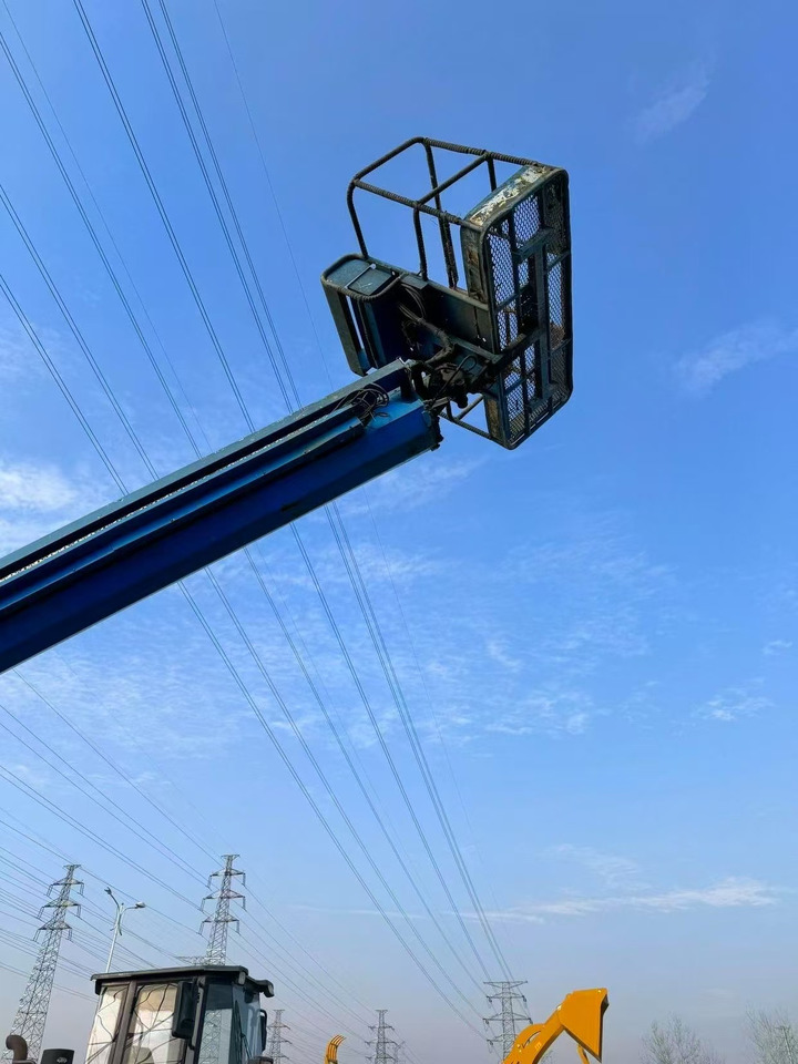 Genie S60 - Pracovní plošina: obrázek 2 Genie S60 - Pracovní plošina: obrázek 2