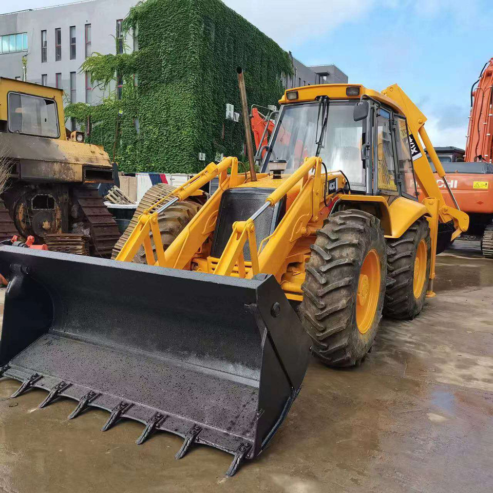 JCB 4CX - Rýpadlo-nakladač: obrázek 1 JCB 4CX - Rýpadlo-nakladač: obrázek 1