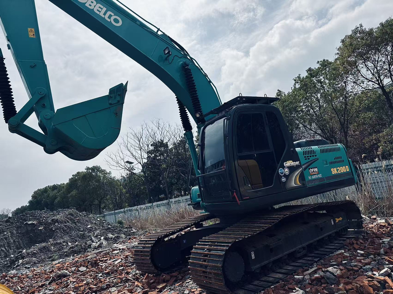 Kobelco SK200D - Pásové rýpadlo: obrázek 5 Kobelco SK200D - Pásové rýpadlo: obrázek 5