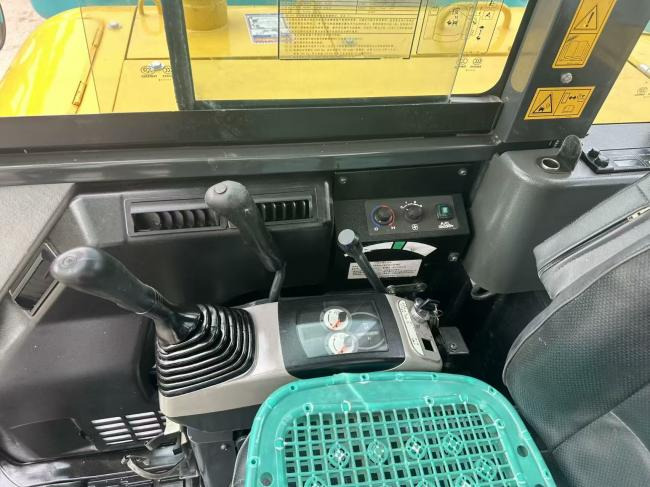 Komatsu PC56 - Mini rýpadlo: obrázek 4 Komatsu PC56 - Mini rýpadlo: obrázek 4