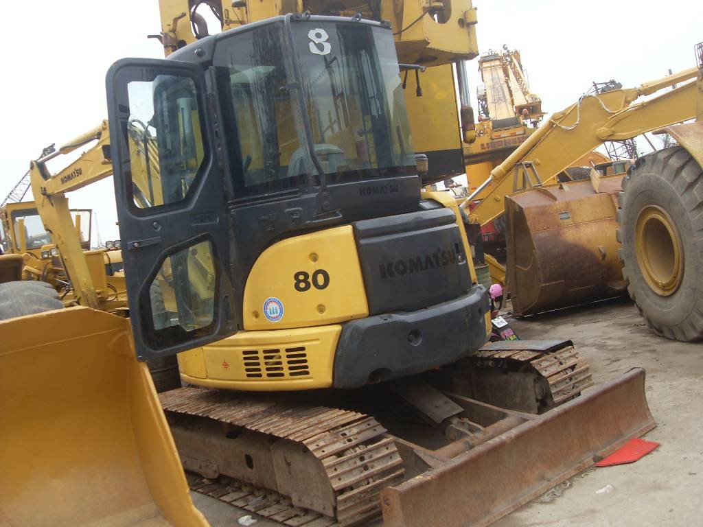 Komatsu PC80 - Mini rýpadlo: obrázek 1 Komatsu PC80 - Mini rýpadlo: obrázek 1