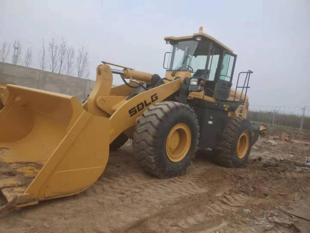 SDLG L955F - Kolový nakladač: obrázek 1 SDLG L955F - Kolový nakladač: obrázek 1