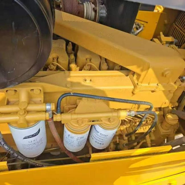 Shantui SD16 - Buldozer: obrázek 2 Shantui SD16 - Buldozer: obrázek 2