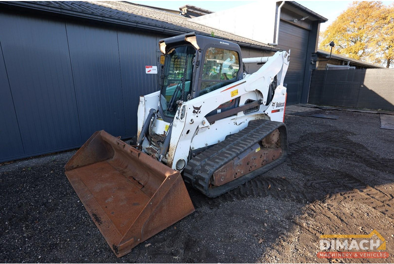 Bobcat T870 Bobcat T870 skidsteer on tracks - high flow - airco - high flow - TOP!! - Nakladač: obrázek 3 Bobcat T870 Bobcat T870 skidsteer on tracks - high flow - airco - high flow - TOP!! - Nakladač: obrázek 3
