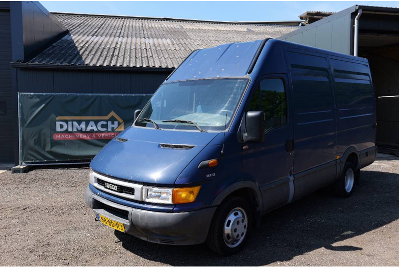 Iveco 35C 13 L2H2 lucht - Furgon: obrázek 1 Iveco 35C 13 L2H2 lucht - Furgon: obrázek 1
