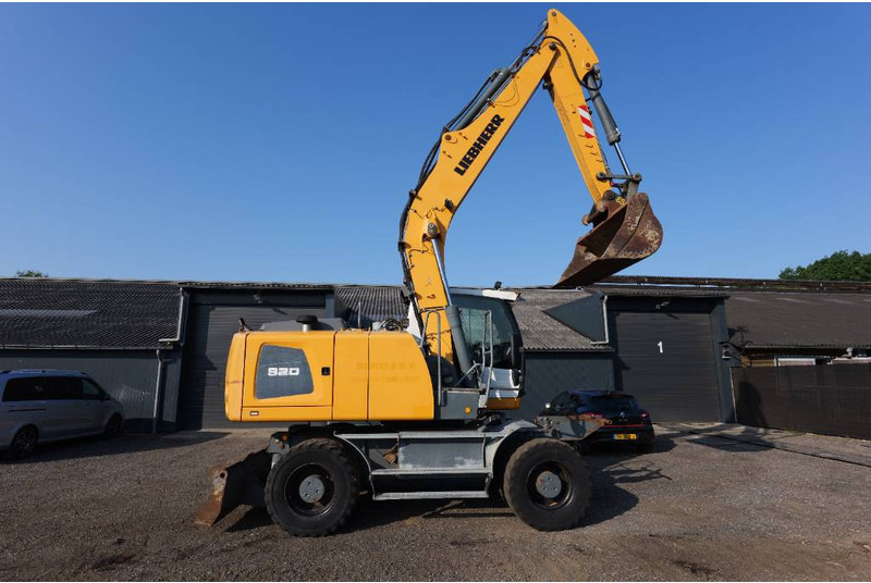 Liebherr A920 mono 21 ton! NL machine 4x4 - Kolesové rýpadlo: obrázek 2 Liebherr A920 mono 21 ton! NL machine 4x4 - Kolesové rýpadlo: obrázek 2