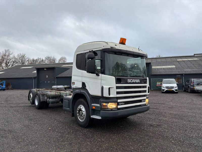 Scania 94 D Low km!! automatic gearbox - manual engine - Podvozek s kabinou: obrázek 1 Scania 94 D Low km!! automatic gearbox - manual engine - Podvozek s kabinou: obrázek 1