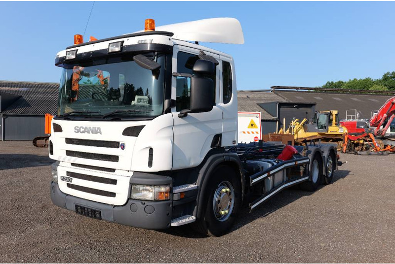 Scania P 230 Euro 5 6x2*4 TOP!! Retarder right hand steer - Podvozek s kabinou: obrázek 1 Scania P 230 Euro 5 6x2*4 TOP!! Retarder right hand steer - Podvozek s kabinou: obrázek 1